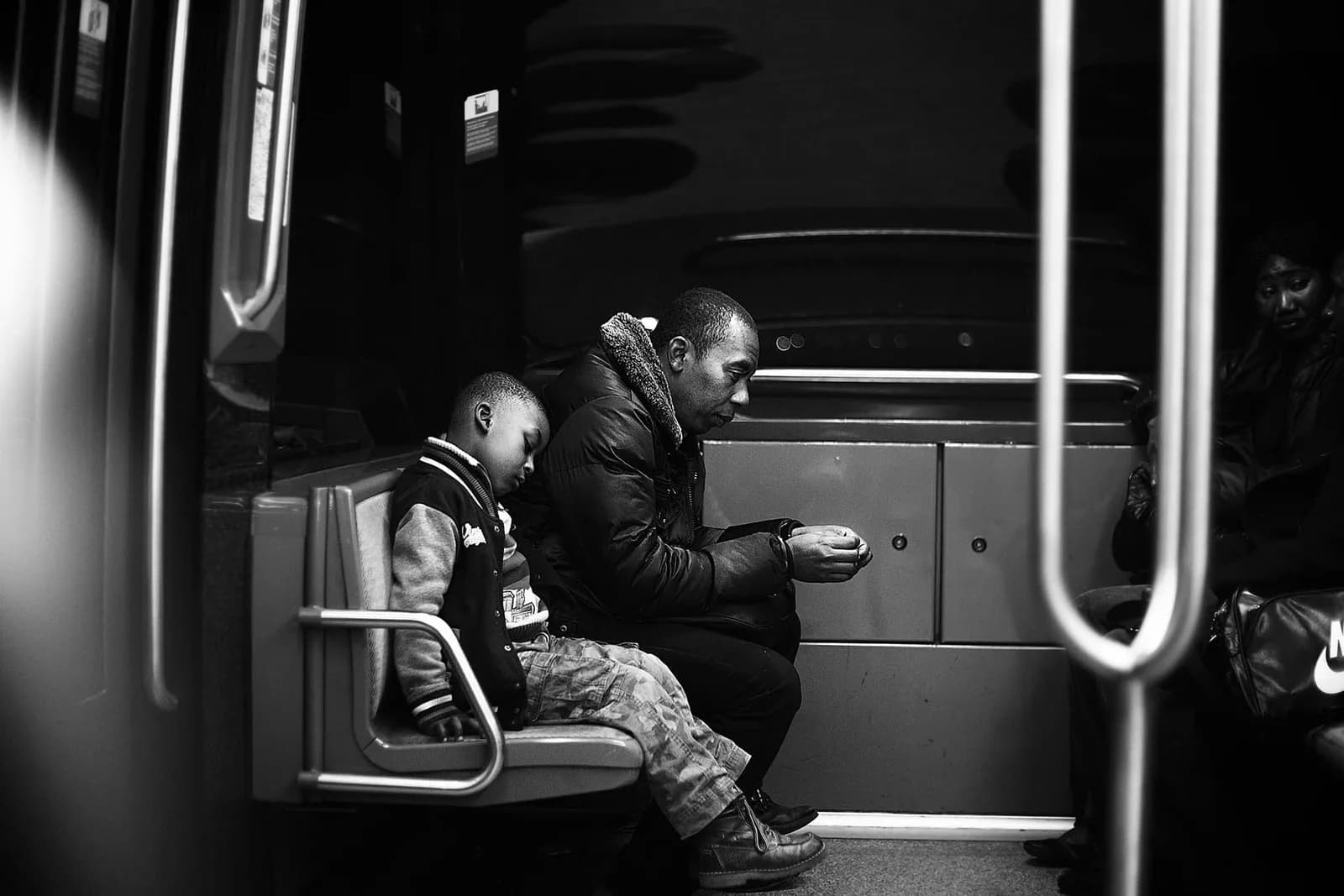 Photographie de rue : Guide complet pour capturer l’instant décisif