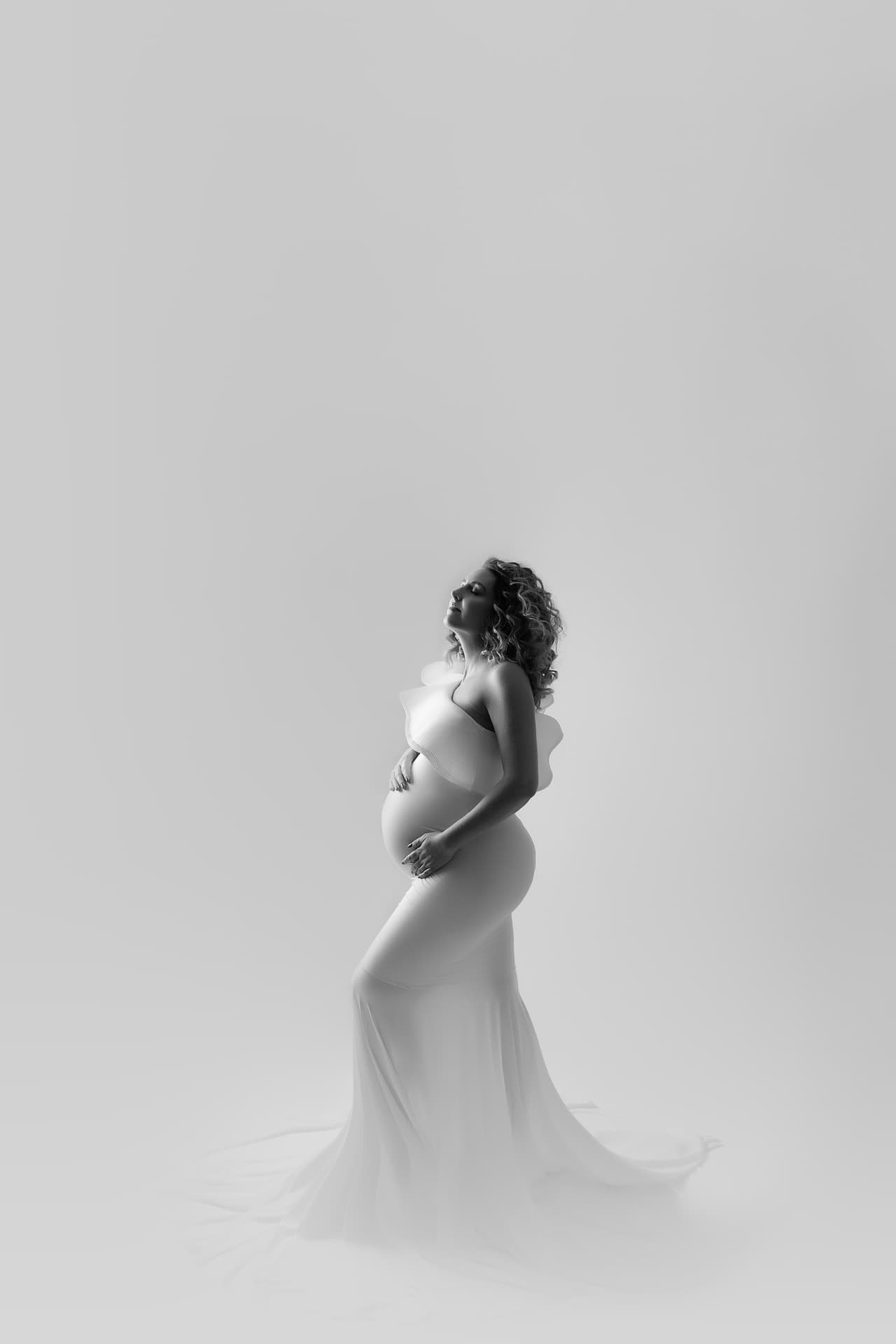 Photo 5 sur 8 réalisée par Aurélie Perillou, formateur du cours La photographie de grossesse en studio