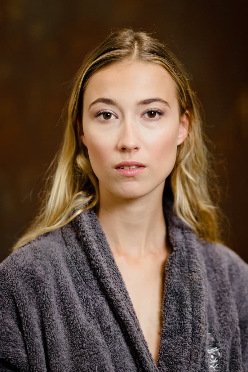 Photo 3 sur 5 réalisée par Elodie Oliveira, formateur du cours Sublime tes portraits avec la mise en beauté