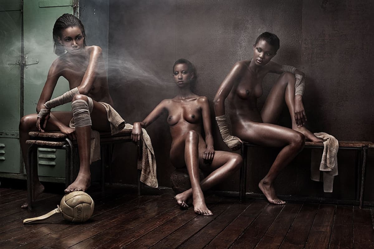 Photo 3 sur 8 réalisée par Martial Lenoir, formateur du cours Créer une série photo de nu artistique