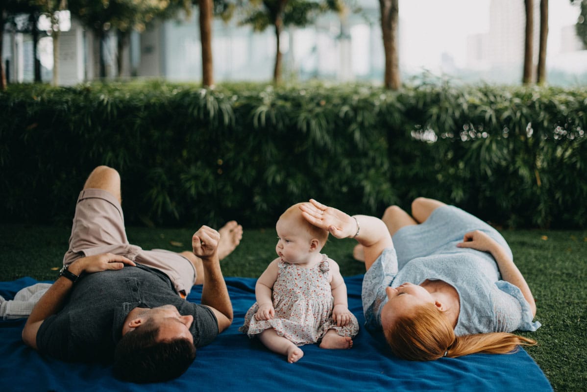 cliché familiaux de nouveau-né par Caroline Cuinet, Photographe professionnelle